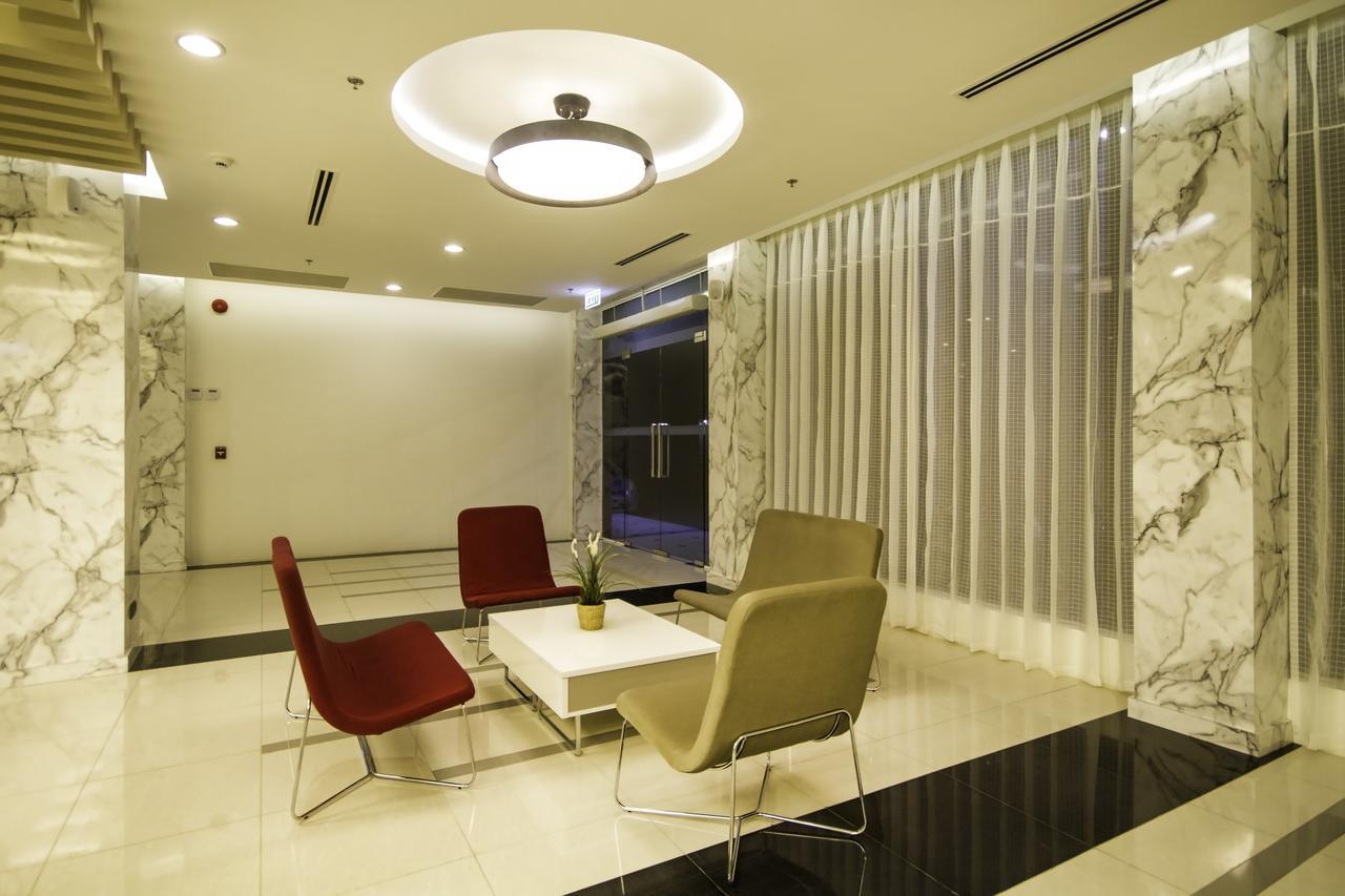 יאנגון Holly Hotel Myanmar מראה חיצוני תמונה